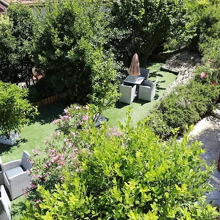 Oasis Provencale Villa